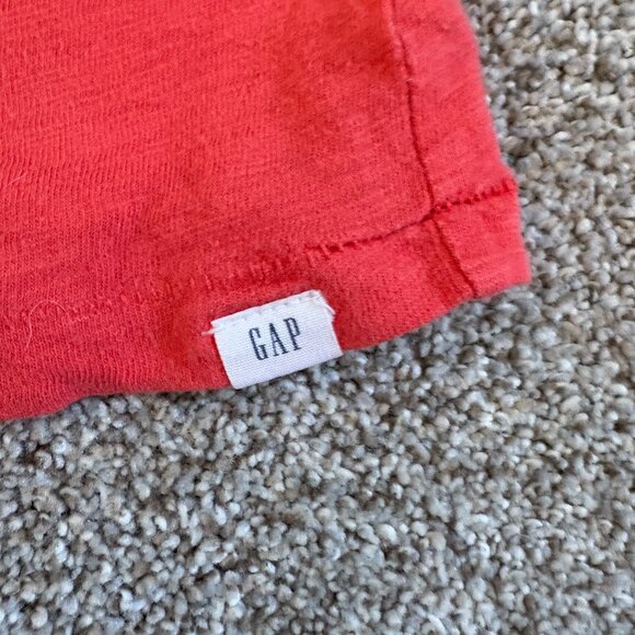 GAP Boys’ Graphic Tee Red Skateboarding Dog Size 5 - Picture 4 of 7